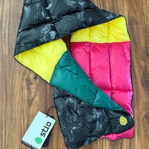 NWT Stio Multicolor Reversible Down Puffer Scarf New
